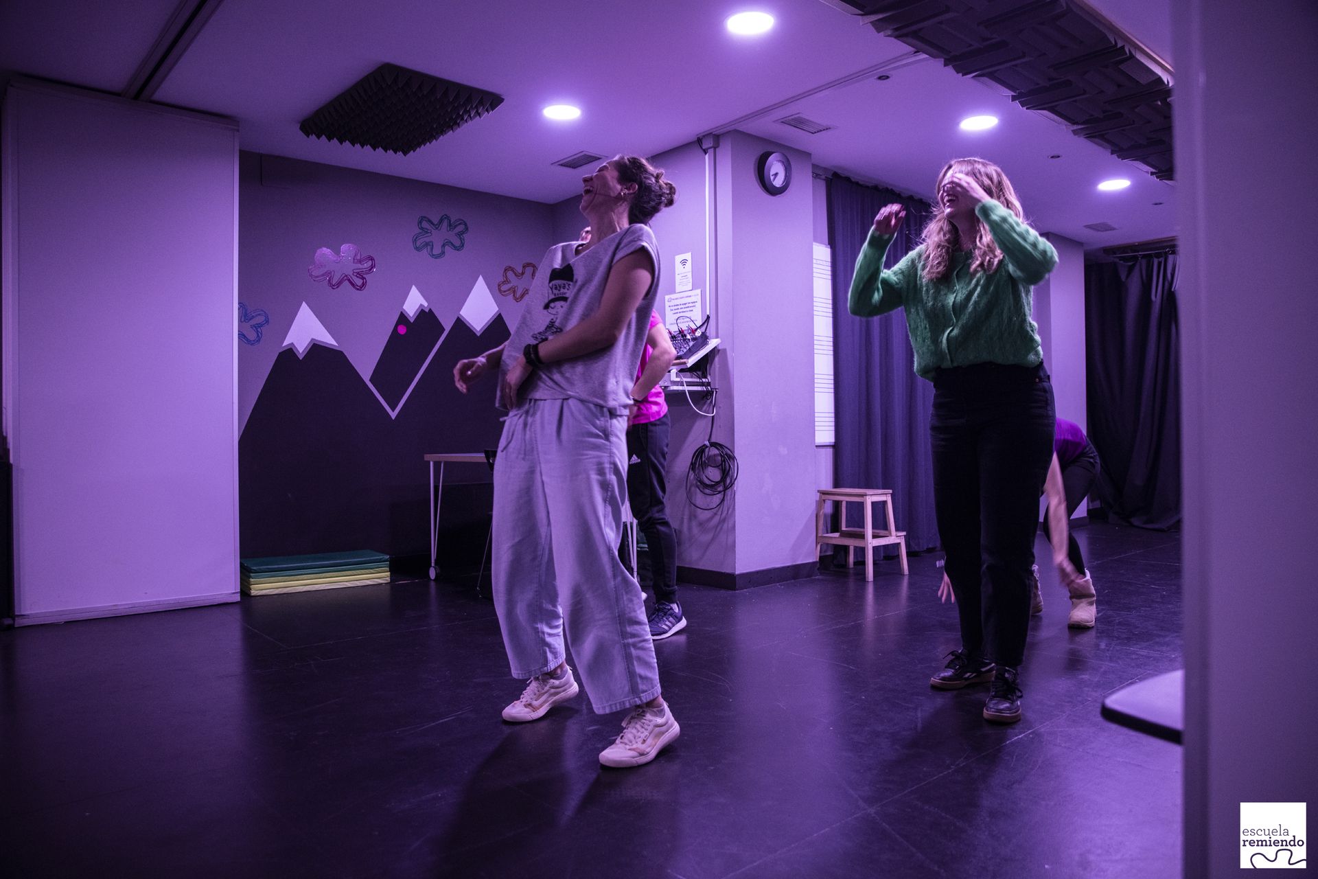 Escuela Remiendo – Impro I Jueves Curso 24-25 – Foto 14