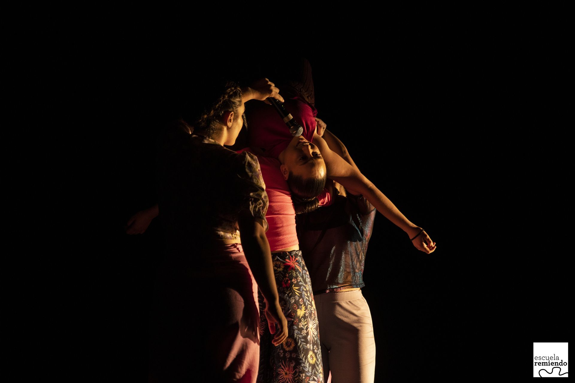 Escuela Remiendo – Integral Arte Dramático III – Muestra Danza Curso 23-24 – Foto 35