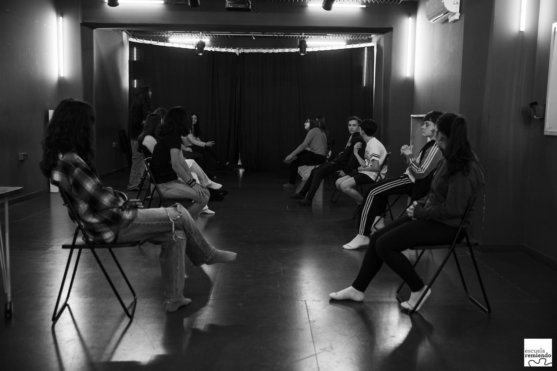 Escuela Remiendo – Jóvenes II y Jóvenes IV Curso 24-25 – Foto 01