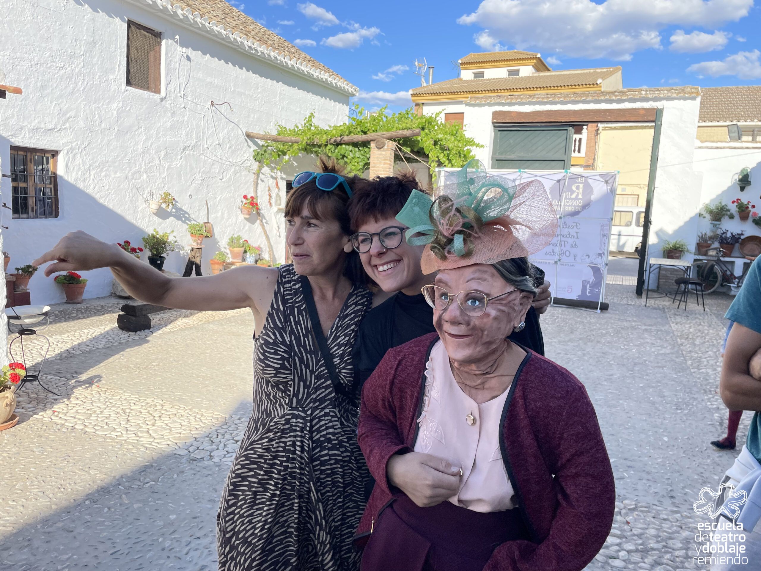 Escuela Remiendo – Títeres y objetos – 01